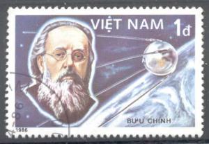 Viet Nam ~ #1614 ~ Manned Space Flight 25th ~ Used