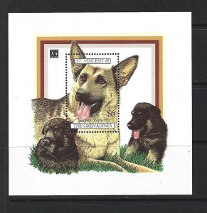 SAINT VINCENT - 1994 YEAR OF THE DOG SOUVENIR SHEET - SCOTT 2097 - MNH