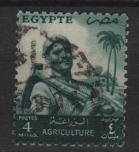 Egypt 1954 -  Scott 371 used - 4 m, Farmer