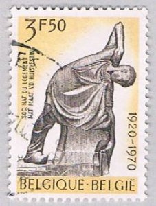 Belgium statue 3f (AP123809)