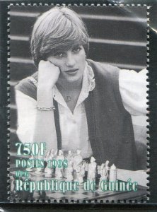 Guinea 1998 PRINCESS DIANA Playing Chess 1 value Perforated Mint (NH)