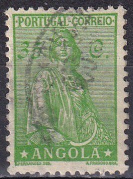 Angola #249 F-VF Used CV $4.50  (Z6339)