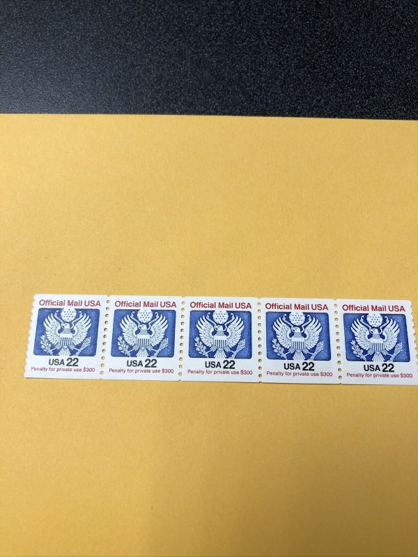 US SC # O136 Official Mail  - DULL - Finish Gum - Coil Strip Of 5 / MNH