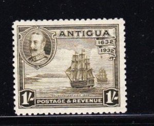 Album Trésors Antigua Scott #74 1sh George V Nelson's Victoire Excellent État LH