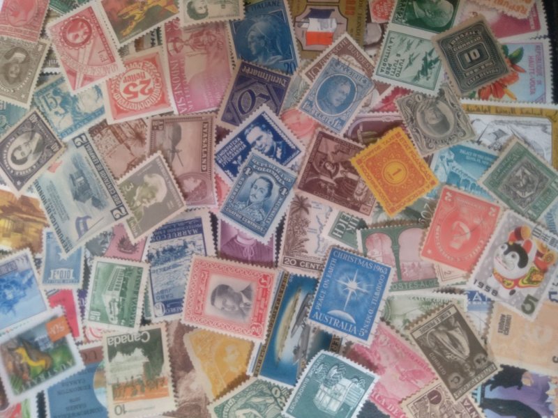 100 Unused Mint WW MNH Miint Stamp Lot NO MMULTIPLES Choice Collection!