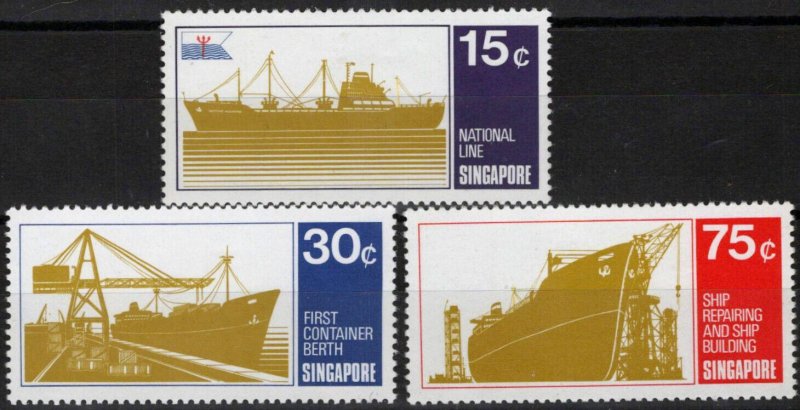 ZAYIX - 1970 Singapore 126-128 MNH Shipping Industry - Shipbuilding 041123-S07
