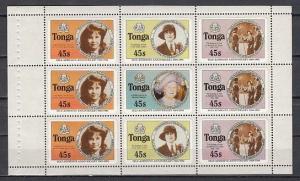 Tonga, Scott cat. 870 D-G. Queen as Girl Guide on a Booklet Pane. ^