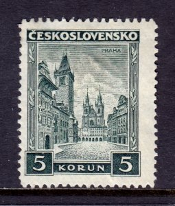 Czechoslovakia - Scott #167 - MH - Paper adhesion and pencil/rev. - SCV $11