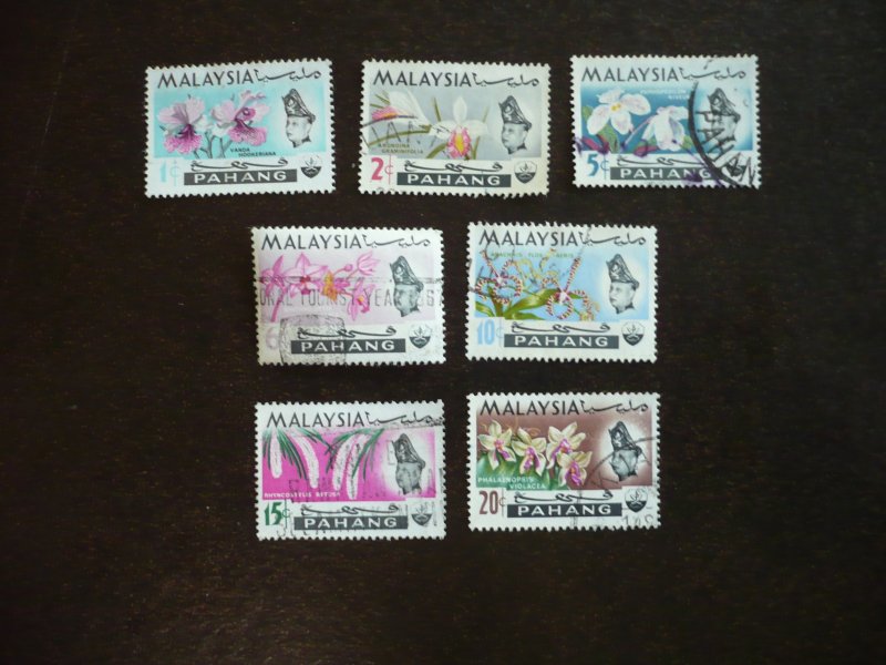 Stamps - Malaya Pahang- Scott# 83-89 - Used Part Set of 7 Stamps