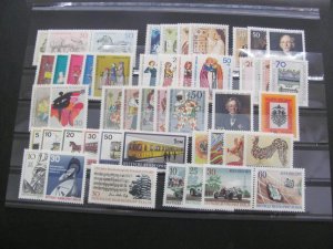Germany Berlin 1964-71 MINT NEVER  HINGED SETS   XF  CAT $48 (123)