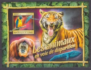 2016 Guinea 11860/B2667 Endangered Animals 16,00 €