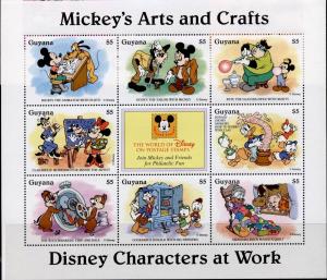 Guyana 2918a MNH Disney, Mickey's Arts and Crafts