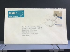 NewZealand 1976 Air Mail England stamps cover R31125