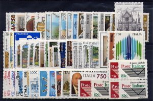 1995 Italy Republic, new stamps, complete vintage 54 values + 1 sheet + 2 bookle