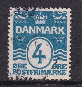 Denmark  #60a  used  1917 three wavy lines 4o Perf. 14 x 14 1/2. Wmk. 113 crown