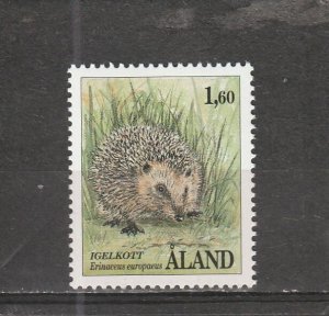 Aland  Scott#  37  MNH  (1991 European Hedgehog)