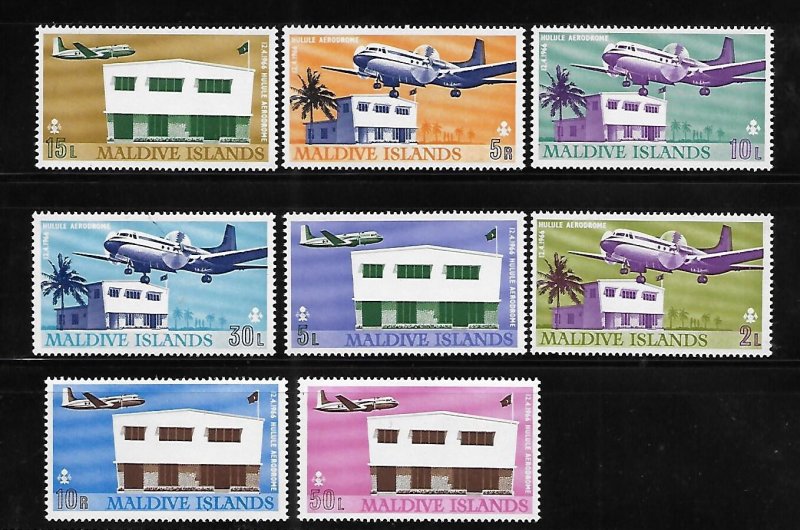 Maldives 1967 Hulule airport airplane Sc 221-228 MNH A1628