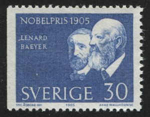 Sweden 691 MNH  (left)