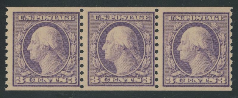 USA 493 - 3 cent Type I unwatermarked coil strip of 3 - Fine Mint hinged