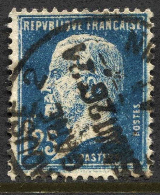 France #195 Louis Pasteur Used CV$8.00