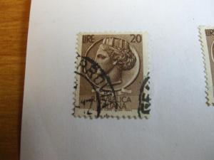 Italy #680 used (reference 1/14/3/3)