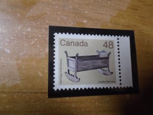 Canada  #  929i  Brown background   MNH