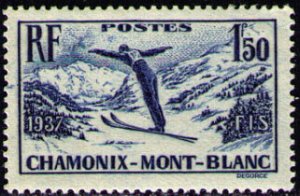 Scott #322 Skiing MNH