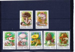 HUNGARY 1984 FLORA/MUSHROOMS SET OF 7 STAMPS MNH