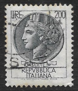 Italy #689 200l Italia After Syracusean Coin ~ Used
