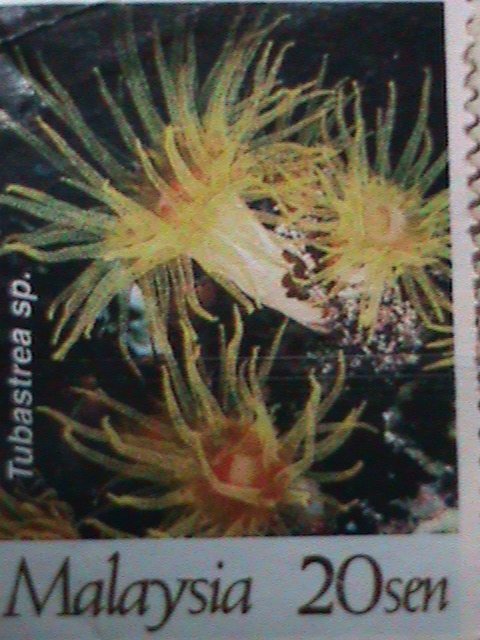 ​MALAYSIA STAMP:1967 LARGE AND PICTORIA STAMPS - USED VERY FINE #M-9