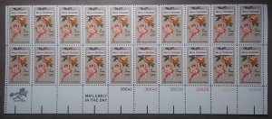 US #1580 (10c) Christmas Card by Louis Prang MNH block of 20; 6 plate #s (1975)