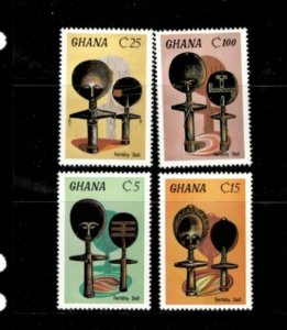 Ghana 1986 - Fertility Dolls - Set of 4 Stamps - Scott #1016-19 - MNH