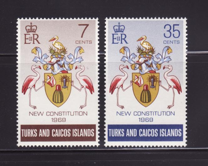 Turks and Caicos Islands 200-201 Set MNH Coats of Arms (C)