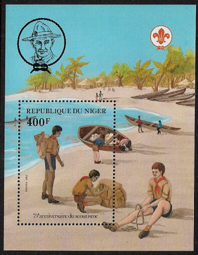 Niger #590 MNH S/Sheet - Scouting Year - Beach Scene