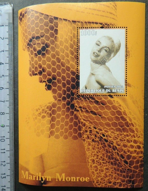 2003 marilyn monroe glamour cinema music movies souvenir sheet #4 MNH