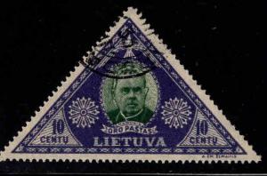 LITHUANIA Scott C76 triangular airmail stamp