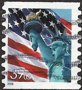 # 3983 USED FLAG AND STATUE OF LIBERTY