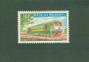 MADAGASCAR 472 MH BIN$ 4.00