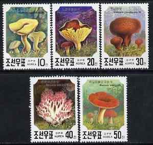 North Korea 1991 Fungi complete set of 5 values unmounted...