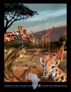 GUINEA 2012 SHEET ENDANGERED ANIMALS WILDLIFE GIRAFFES