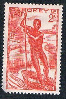 Dahomey 113 MLH Man poling canoe (BP0993)