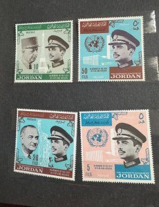 Jordan -  King Hussein and Visitor portraits