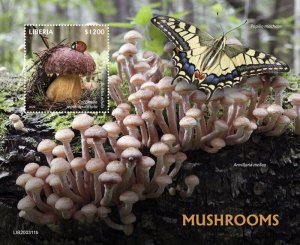 Liberia - 2020 Mushrooms and Insects - Stamp Souvenir Sheet - LIB200311b