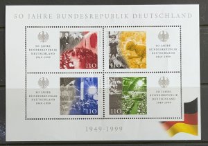 GERMANY MINIATURE SHEET. 1999 FEDERAL REPUBLIC SGMS2906  UNMOUNTED MINT