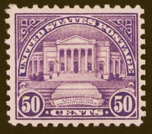 US # 570  50¢ Arlington Amphitheater Mint Lightly Hinged 1922 (2)