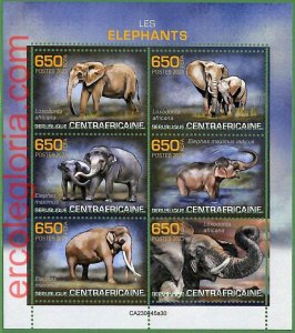 B1326 - Centrafricaine - ERROR MISPERF Stamp Sheet - 2023 - Mammals, Elephants-