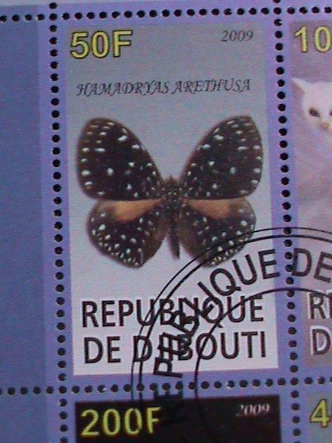 ​DJIBOUTI-2099 COLLECTIBLES-BEAUTIFUL CATS & LOVELY BUTTERFLIES-CTO S/S VF