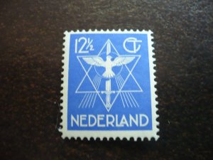 Stamps - Netherlands - Scott# 200 - Mint Hinged Set of 1 Stamp