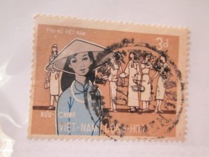 Vietnam (South) #345 used  2024 SCV = $0.40