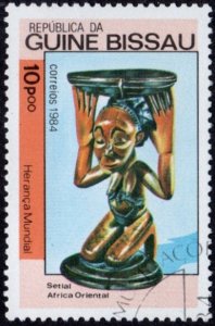 Guinea-Bissau 581 - Cto - 10p Wood Sculpture / Woman Kneeling (1984)